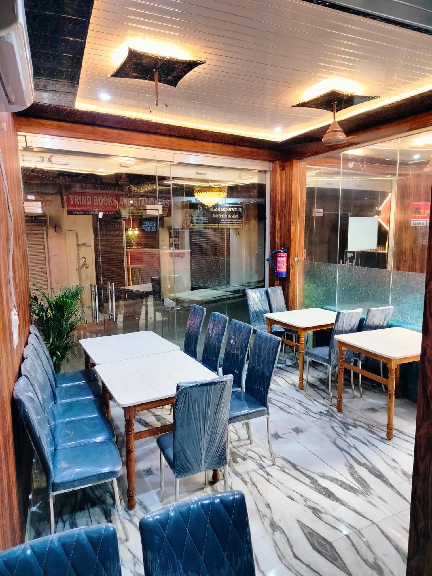 Hotel Vinayak Plaza - Varanasi — Photos 2